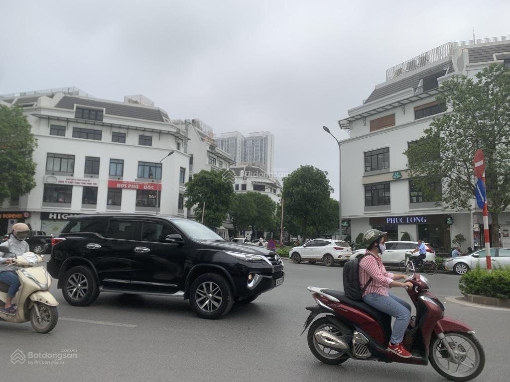 Biệt thự vin gardenia hàm nghi, từ liêm, vỉa hè, ô tô tránh, thang máy, mặt tiền 8m, cực mềm 72 tỷ