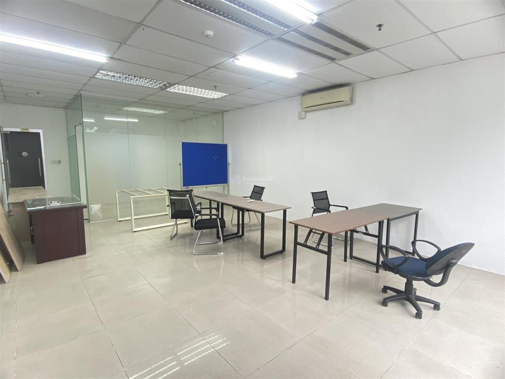 Cho thuê vp tại kđt mới dịch vọng  thành thái. diện tích 45m. giá 12tr/tháng