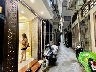 Nhà đẹp trung tâm đống đa, diện tích 28m, giá 7tỷ68, gần bệnh viện đh y, rất hiếm nhà bán.