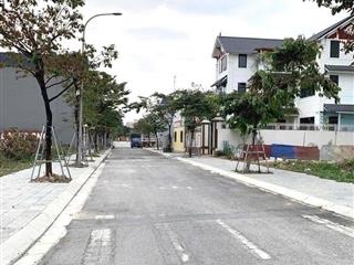 Chủ gửi bán lô đất liền kề  khu đô thị nguyên khê . duy nhất khu vực còn 1 lô 1xx/m2