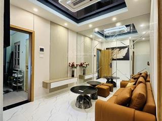 Bán tập thể b3, nguyễn khánh toàn, 65m2, 3 ngủ, 3tỷ95. sổ đỏ chính chủ