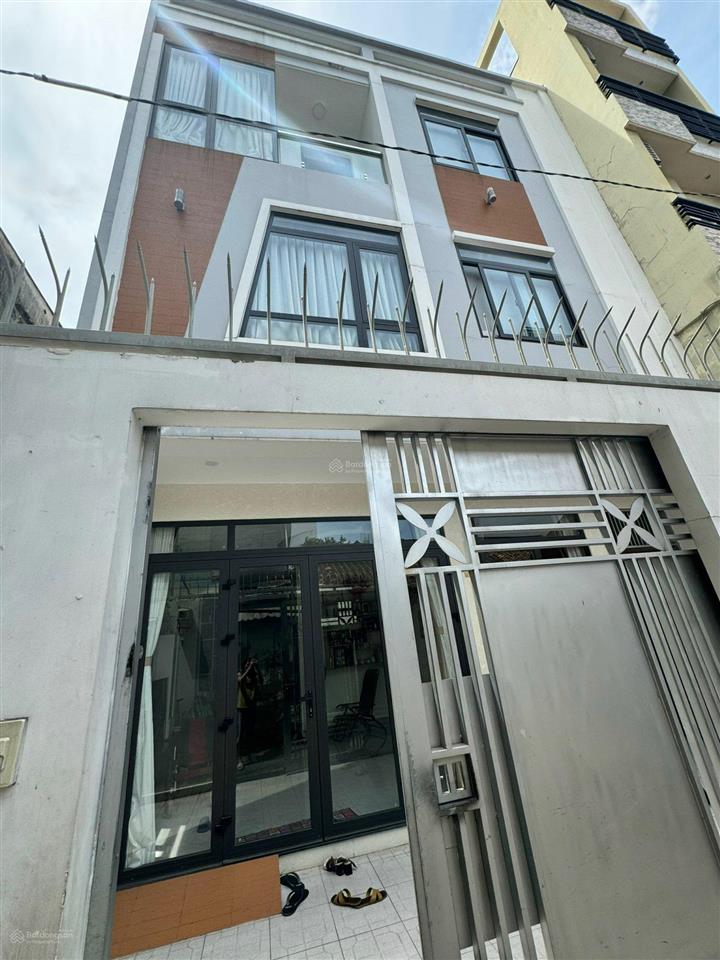 Hẻm xe hơi 8m nguyễn trãi 4x20m, nhà 2 lầu st giá 19.9 tỷ tl cách mặt tiền đường chỉ 30m