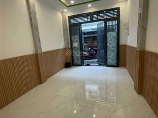 Nhà bán bùi minh trực  dtsd 220m(2) đối diện mặt tiền chợ bùi minh trực vài bước shr vuông vức