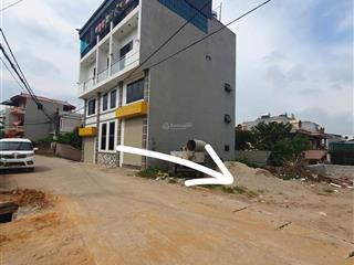 Nhà em cần bán gấp đất trục chính chùa thông. đối diện bv 105. đường 2 oto tránh. dân cư sầm uất