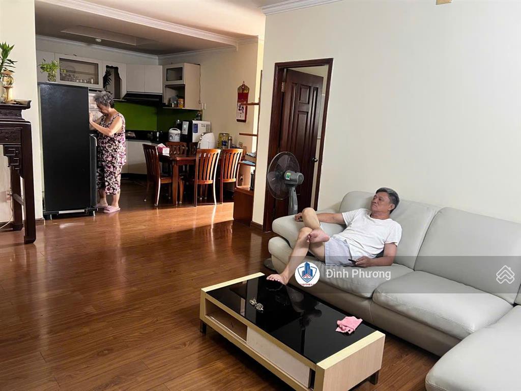 Bán căn hộ lầu đẹp an khánh, q2, hcm, dt 78.1m2, 2pn, giá 5.35 tỷ. full nội thất, sổ hồng sẵn