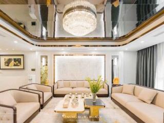 Đẹp hiếm. hoàng quốc việt. phân lô thông 2 phố lớn. vỉa hè rộng. ô tô tránh, đỗ cửa. 100m2. 35.5tỷ