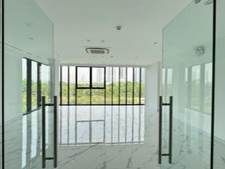 Độc đắc. tòa nhà hồ tùng mậu. toà nhà 6 tầng. ô tô tránh. kinh doanh. dòng tiền 200tr tháng. 36 tỷ