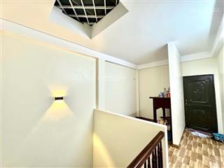 Hàng hiếm  nhà 5 tầng  ô tô đỗ cổng
