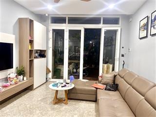 Chính chủ bán gấp căn nhà 4 tầng, gần chợ thủ đức, 4pn, đường rộng 8m, giá chỉ 8.3 tỷ