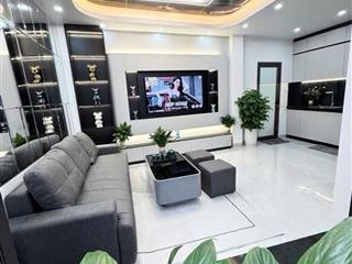 Nhà đẹp trung tâm Đống Đa – 33m² x 5T, lô góc, mặt tiền 6m, full nội thất – giá chỉ 7_65