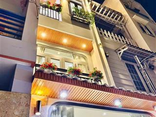 Chính chủ kẹt tiền, cần bán nhanh nhà 33m2 3 lầu, p7 bt giá tốt  đang cho thuê 16tr/th giá 4,5 tỷ