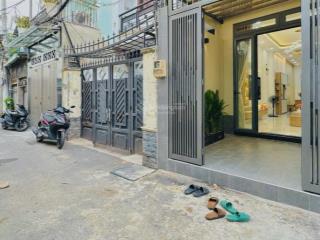Chủ cần bán gấp nhà 1 trệt 1 lầu đường hoa lan giá ngộp 2,08 tỷ, 3pn 3wc, sổ hồng riêng