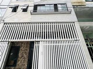 Cần tiền đầu tư bán gấp nhà thích quảng đức, hẻm ô tô dt 38m2