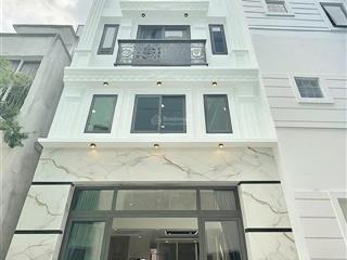 Bán gấp nhà nhà 1 trệt 3 lầu, 4pn, 5wc tại 125 bùi đình túy thanh lí gấp