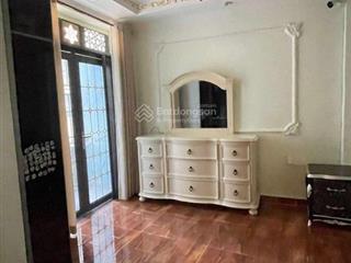 Trung tâm q3, chủ nhà qua mỹ định cư. vài bước ra phố nguyễn đình chiểu. 50m2. nhỉnh 8 tỷ ctl