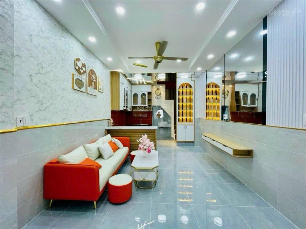 Chính chủ bán gấp đường vĩnh viễn, q10  10tỷ  57m2, pháp lý minh bạch, hđ thuê 16tr/tháng