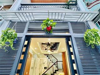 Bán nr đ. đoàn văn bơ, phường 15, quận 4, giá 3ty9, 47m2, pháp lý sạch, hẻm 6m, shr