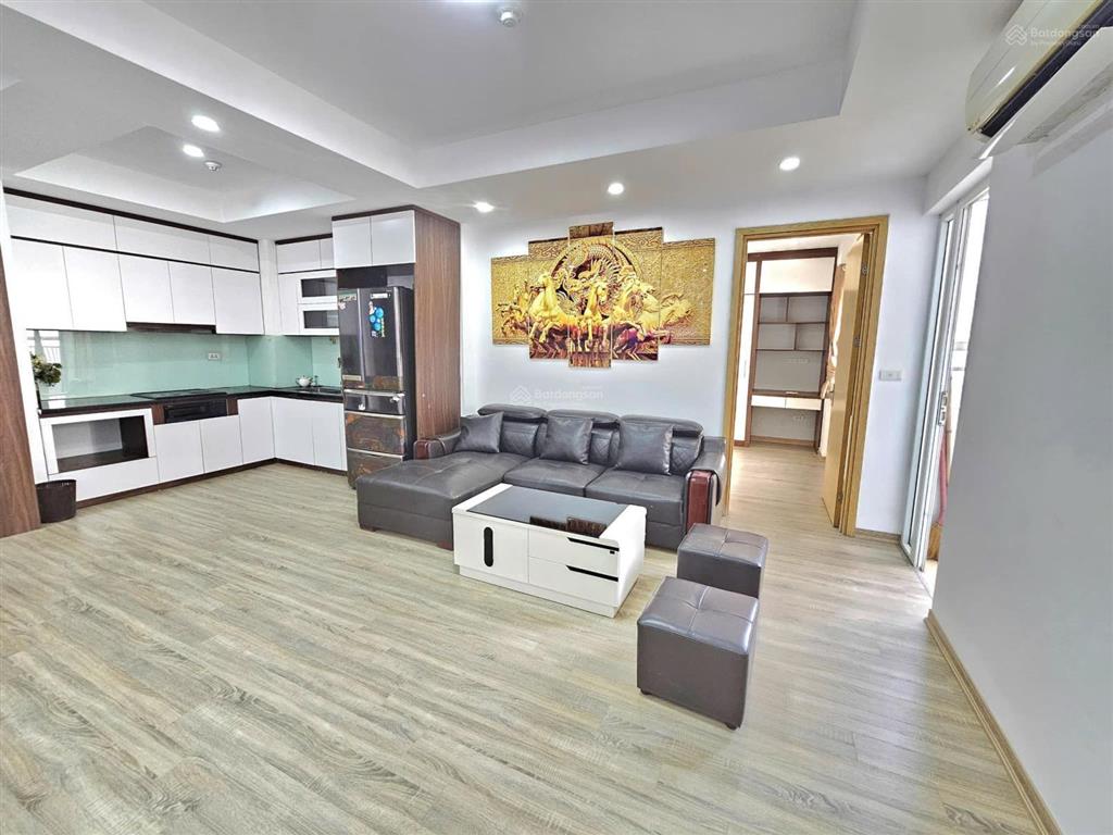 Chính chủ bán gấp 5 tỷ hơn căn 2 ngủ 75m đẹp rẻ nhất tại chung cư viện bỏng t, hà đông sđcc