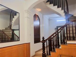 Bán nhà riêng tại thụy khuê, 8,3 tỷ, 31m2, 4pn, 4wc, phong thủy tốt