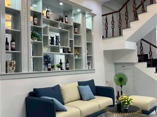 Nhà đẹp như ảnh  nhìn là muốn ở  thấy giá là muốn mua  giá 2,37 tỷ  trần quang diệu  phú nhuận