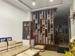 Ở nguyễn trọng tuyển  sáng cà phê  chiều bay  bạn bè ghé chơi khỏi cần chỉ đường  giá 2,45 tỷ