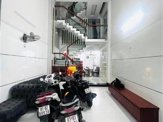 Siêu vị trí nguyễn thông  ở đây chỉ có thông  không có tắc  ở là mê  giá 2,7 tỷ  dt 60,7m2