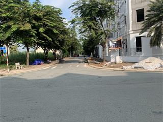 Bán nhà mặt phố đẹp tại d1, long trường, thủ đức, 9,5 tỷ, 80m2, nhiều tiện ích chỉ với