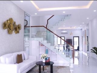 Nhà phố hoàn thiệt 1 trệt 1 lầu thành phố bến cát