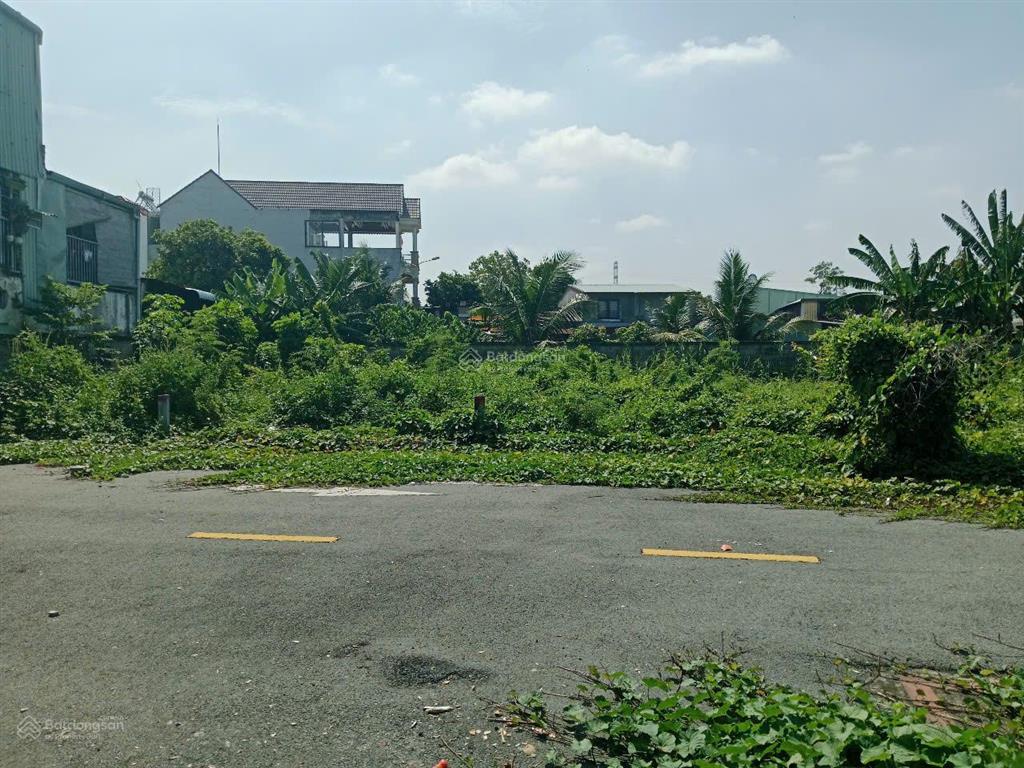 Bán lô đất rất đẹp 90m2 ngay ngã tư đỗ xuân hợp và nguyễn duy trinh, cách global chỉ 800m.