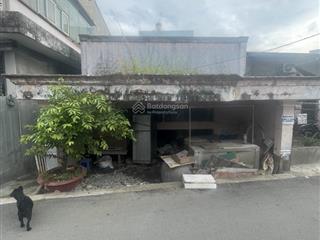 Nhơn đức  ngay cầu long kiểng, bán nhà cấp 4 nát, tiện xây mới, 156m2 hẻm ô tô. giá 6.7 tỷ