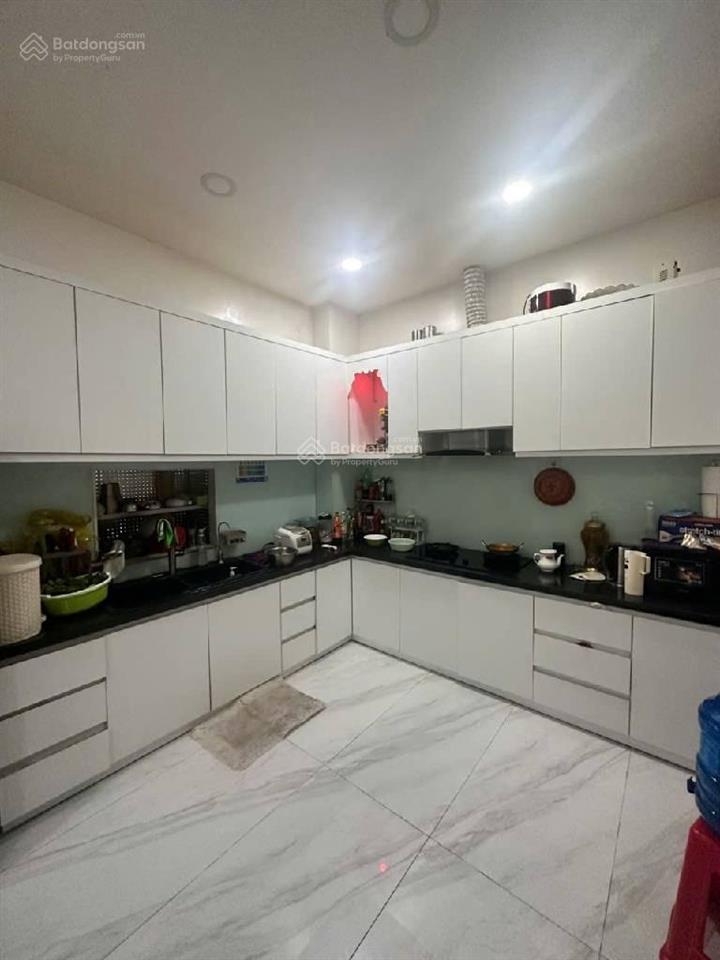 Nhơn đức  nhà đất 146.6m2, hẻm nhựa 6m, 1 trệt 1 lầu, sân trước đổ 3 chiếc xe hơi, giá 7.2 tỷ