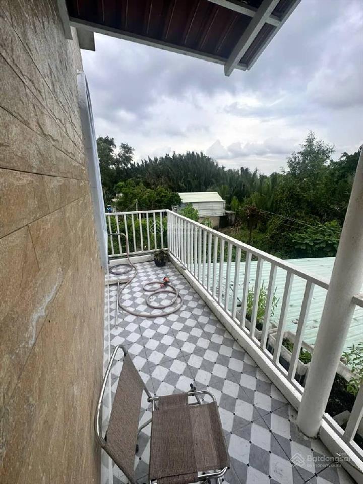 Nhơn đức  nhà đất 146.6m2, hẻm nhựa 6m, 1 trệt 1 lầu, sân trước đổ 3 chiếc xe hơi, giá 7.2 tỷ