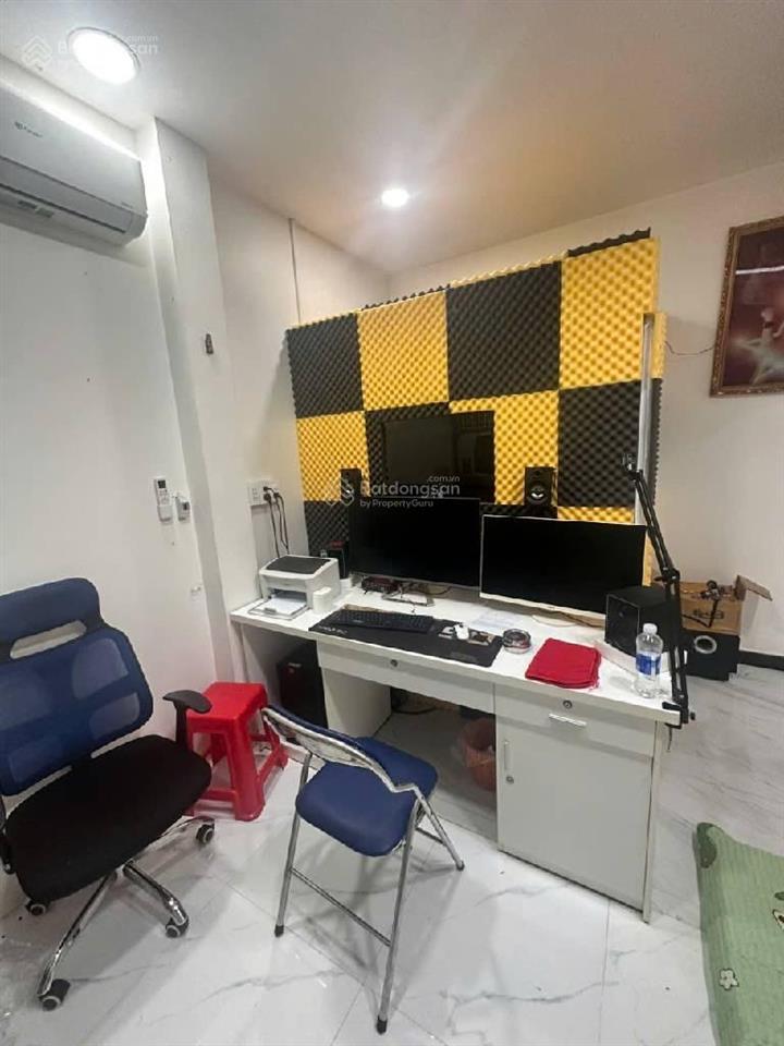 Nhơn đức  nhà đất 146.6m2, hẻm nhựa 6m, 1 trệt 1 lầu, sân trước đổ 3 chiếc xe hơi, giá 7.2 tỷ