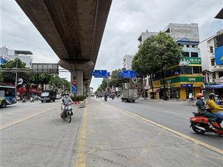 Mặt phố quang trung bán đất tặng nhà cấp 4,56 m mặt phố,kinh doanh cho thuê đỉnh cao,vỉa hè đá bóng