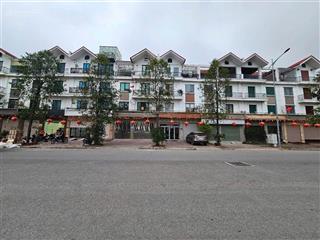 Duy nhất 1 căn liền kề kđt phú lươngdt90mmt 7.2mxây thô 4tâng  đường 30mvỉa hề 8m