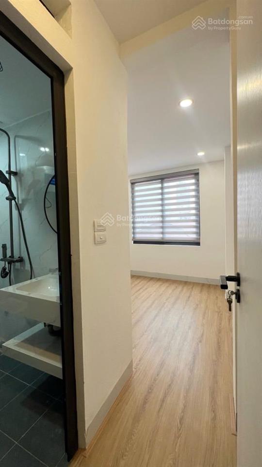 Phân lô siêu đẹp ngô quyềnhà đông nhà xây mới, 5 tầng, 3 ngủ, full nội thất đẹp, cách 20m ra ô tô