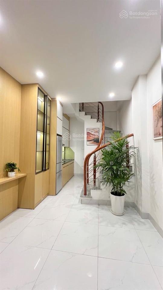 Phân lô siêu đẹp ngô quyềnhà đông nhà xây mới, 5 tầng, 3 ngủ, full nội thất đẹp, cách 20m ra ô tô