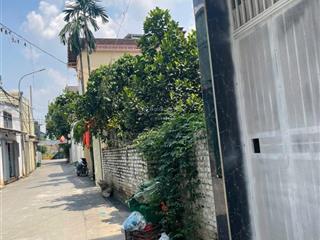 Siêu phẩm đông la, hoài đức. 150m2 5 tầng giá 7.99 tỷ, ô tô tránh, kinh doanh đỉnh.