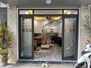 Cổ nhuế 35m2 x 5t 7,9 tỷ phân lô oto,ngõ nôngnở hậu