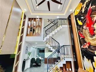Nhà cần bán gấp quận 3, đường lý chính thắng, gần cầu công lý, shx hxh 6m  0707 345 ***