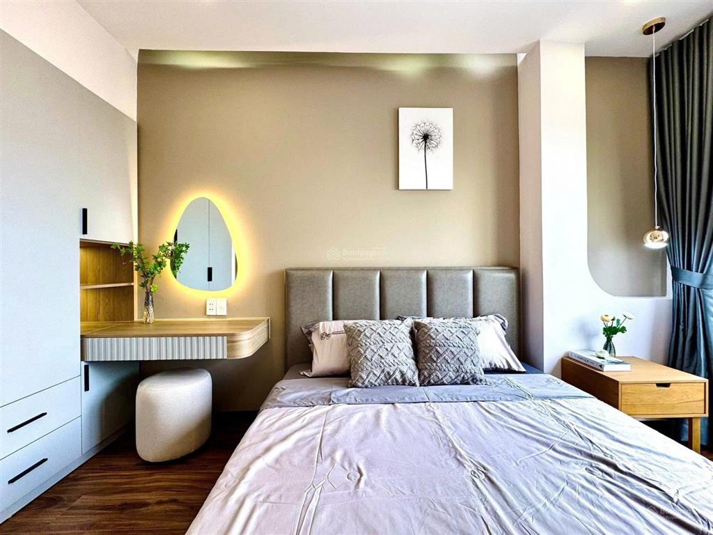 Sẵn dòng tiền thuê hàng tháng! nhà phan văn trị 56m2, hxh 5m, shr cách mặt tiền 100m. giá 2tỷ250