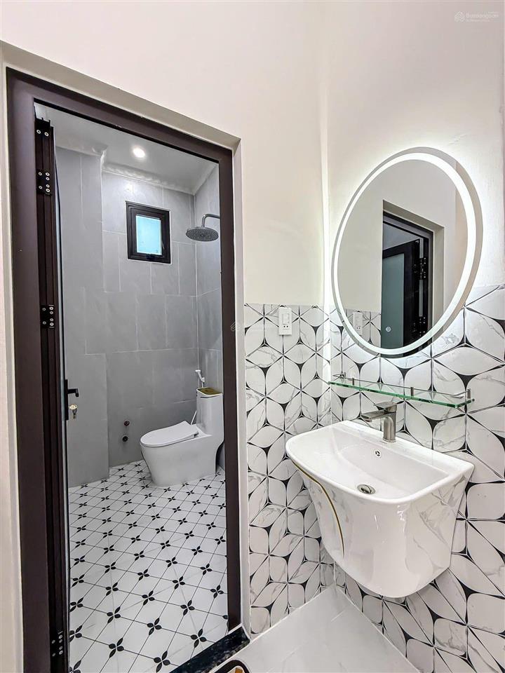 Giá sốc nhận ngay nhà 77m2, hẻm xe hơi, shr gần trường học thuận tiện kinh doanh buôn bán