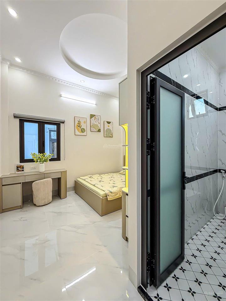 Giá sốc nhận ngay nhà 77m2, hẻm xe hơi, shr gần trường học thuận tiện kinh doanh buôn bán