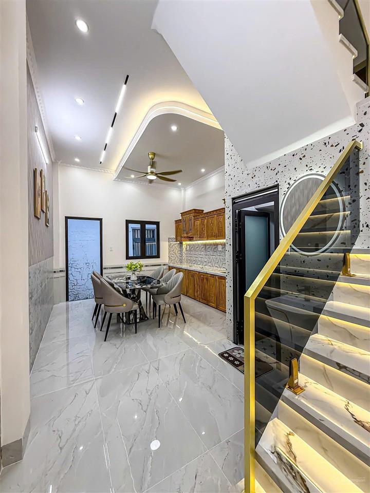 Giá sốc nhận ngay nhà 77m2, hẻm xe hơi, shr gần trường học thuận tiện kinh doanh buôn bán