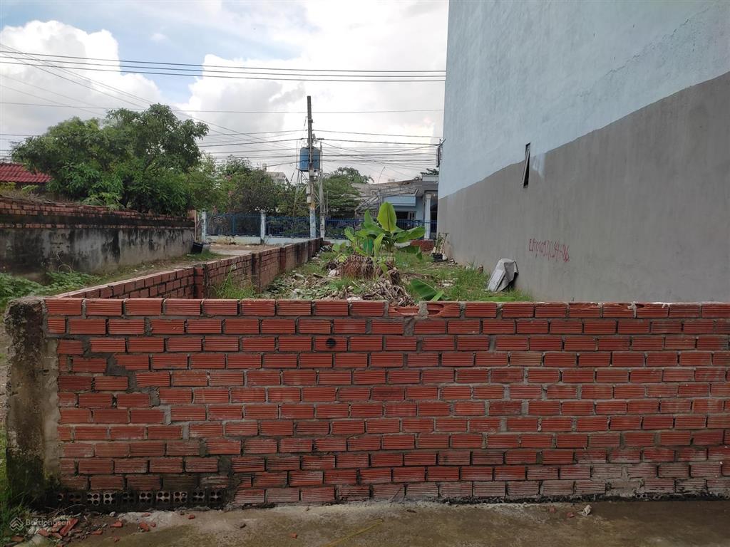 3,05 tỷ tl  68m2  cạnh đh marketing  đường ôtô  30m mặt tiền  9p vinhomes, q2, cnc, thủ đức