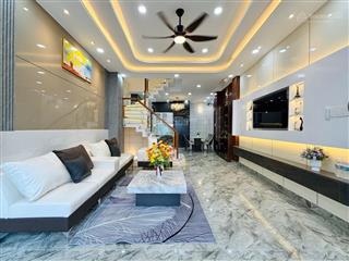 Nhà 4 tầng, 5.1 x 12m nở hậu, hẻm xe hơi nguyễn duy cung, full nội thất, 7.x tỷ