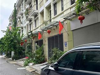 Bán lk phú lương 62mx5tầng ,hoàn thiện đẹp ,sổ đỏ sẵn sàng,giá nhỉnh 16tỷ ,0966 495 ***hàng mới