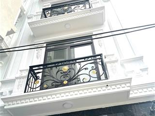 Bán nhà 38m² x 5t tổ 10 yên nghĩa hoàn thiện cao cấp giá nhỉnh 5 tỷ,0966 495 ***