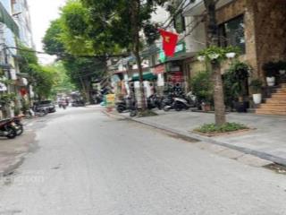 Bán nhà mặt ngõ to và đẹp phố tôn thất thiệp, ba đình. dt sổ 80m2 x 7t, mt
5,5m. lô góc 3 mặt ô tô