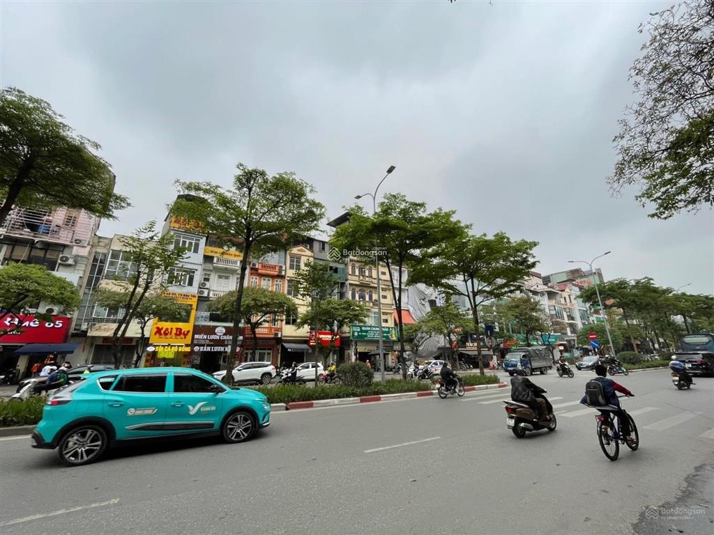 Bán nhà phố đào tấn, ba đình. dt sổ 106m2 x 5t, mt 6,5m. lô góc 2 mặt tiền kinh doanh, ô tô tránh